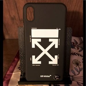 OFF-WHITE Phone Case